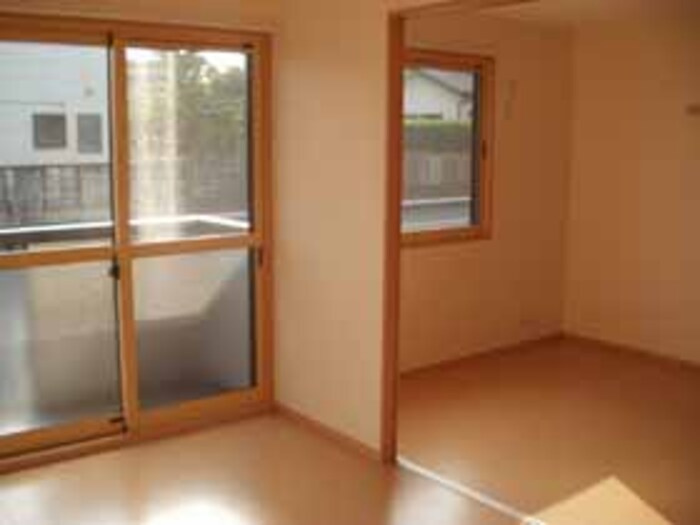 アムール・ソフィア Ⅰ・Ⅱの内装|室内全景