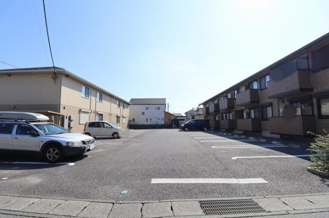 レジデンス北荒川沖の駐車場|駐車場