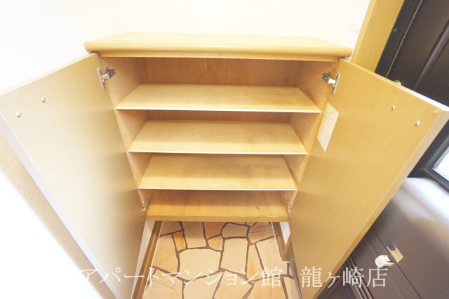 セジュール烏山 ⅡⅢの収納