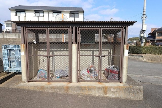 フローラルＣのその他共用部分|ゴミストッカー