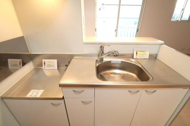 ボナール Ｂのキッチン|対面キッチン