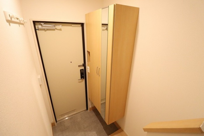 ブレポットの玄関|シューズボックス