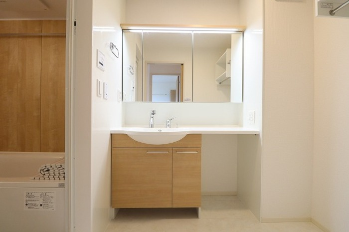 ブレポットの独立洗面台|大型洗面化粧台