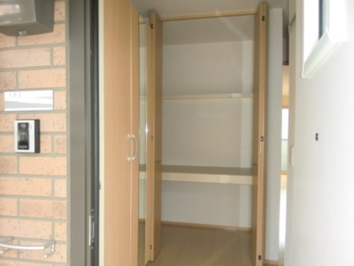 Ｐｉａ Ｙ'ｓ（ピア ワイズ）の収納|玄関収納