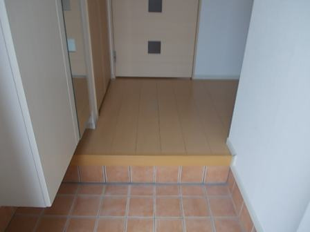 アルカンシェル東台　Ｂ棟の玄関|玄関