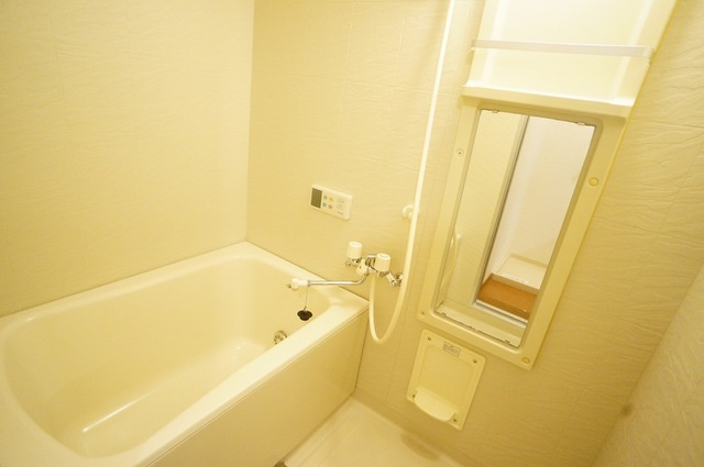 霞台ハイツＡの浴室|バス