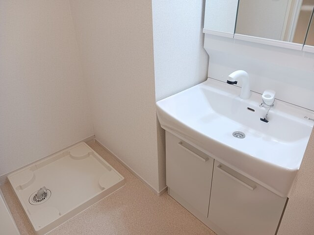 ミースⅡの独立洗面台|※同シリーズのイメージです