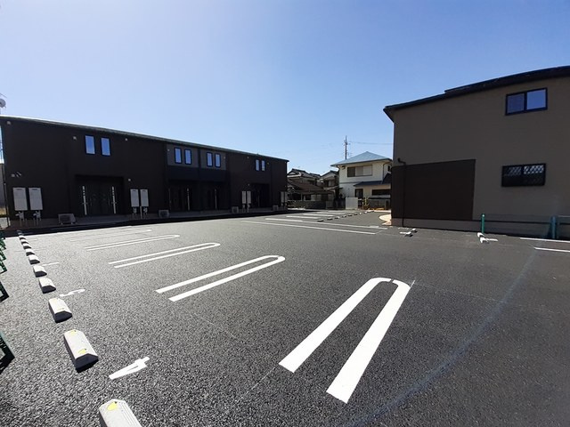 エピナール土浦１の駐車場|その他