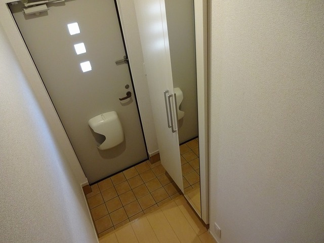 ボヌール・フラグランスＣの玄関|玄関