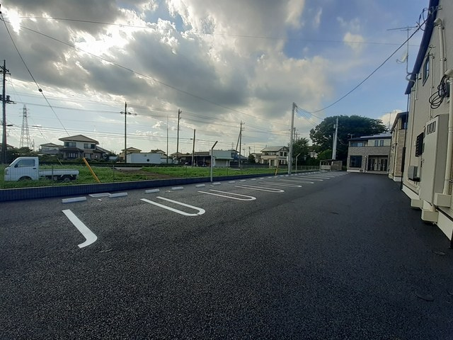 サン・シエル　Ⅰの駐車場