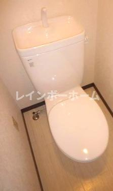 鎌ケ谷市くぬぎ山４丁目のアパートのトイレ