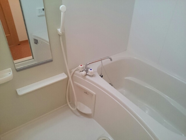 ヴィラ・フィオーレの浴室|バス