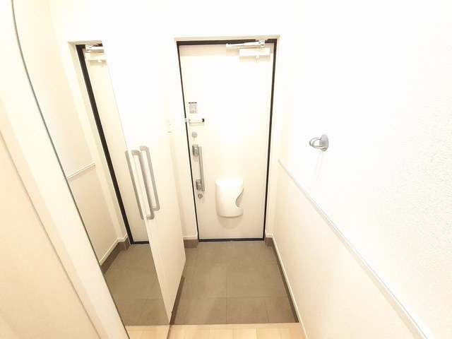 スイレンティ　１の玄関|玄関