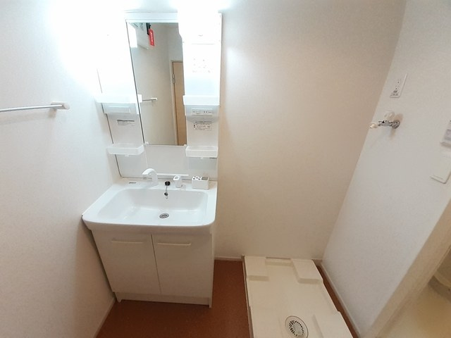 リブラの独立洗面台|洗面所