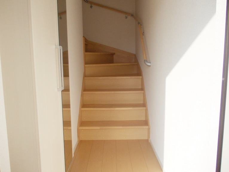 ベルフォ－レ　Ⅰの玄関|玄関