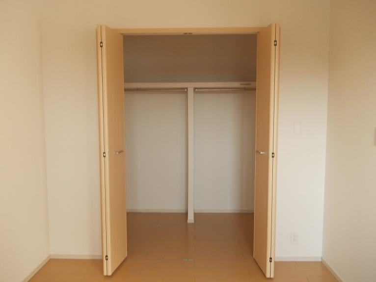 ベルフォ－レ　Ⅰの収納|収納