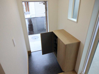 【玄関】 | ELLE＿Village　B棟