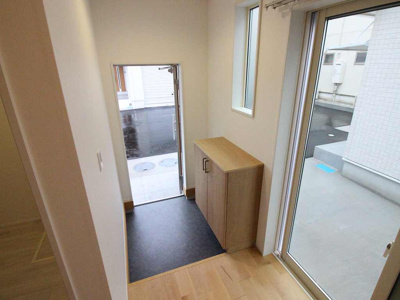 【玄関】 | ELLE＿Village　B棟