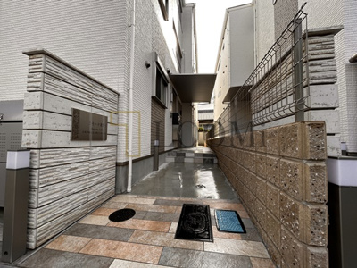 【エントランス】 | ラモーナ焼野I | ラモーナ焼野I　エントランス