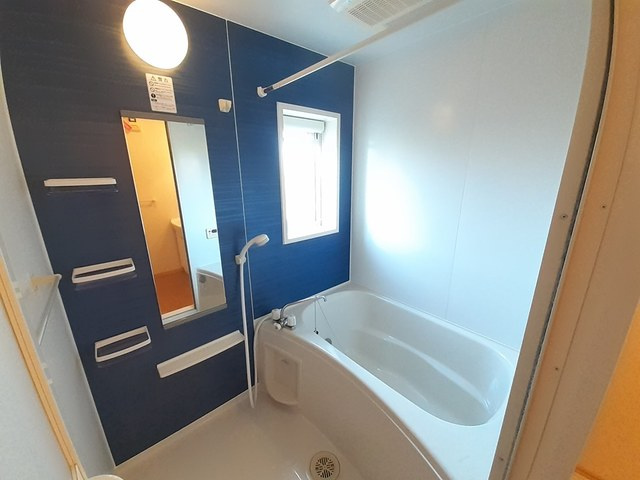 ドゥメゾンＡの浴室|バス