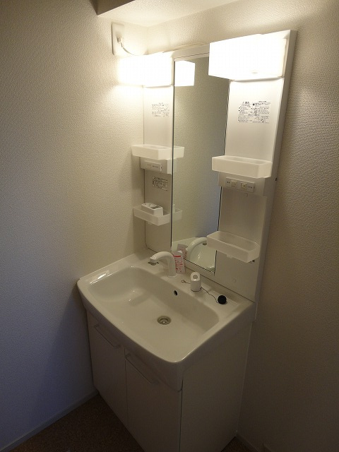 アズールつちうらの独立洗面台|洗面所