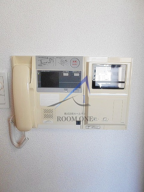 パークウェル神田ＥＡＳＴ弐番館のセキュリティ|モニター付きインターホンです。