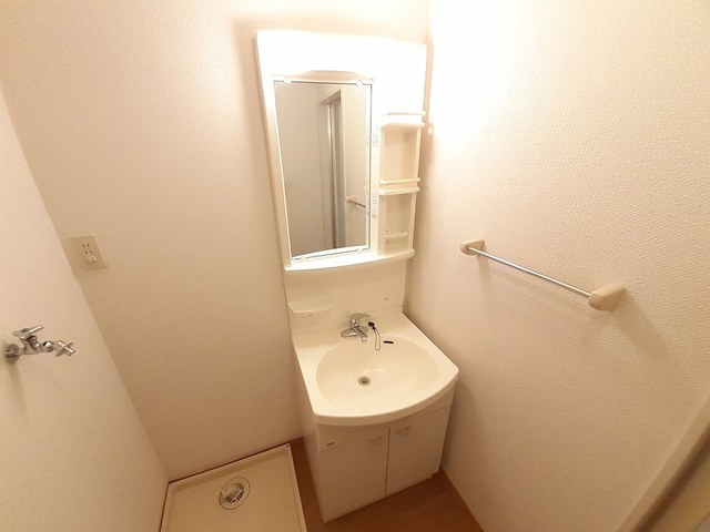 セジュール富士崎の独立洗面台