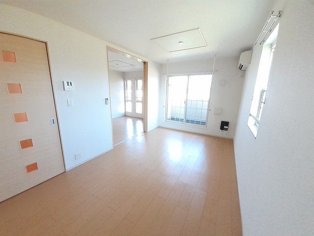 アルエットＢの居間・リビング|居室・リビング