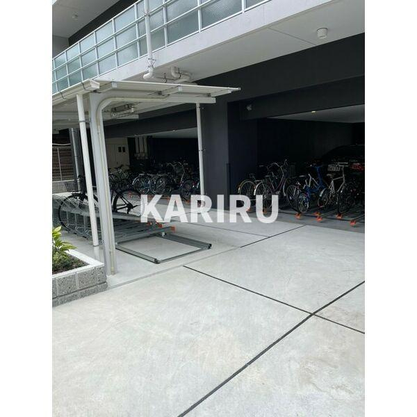 スワンズシティ大阪城コスタの駐車場