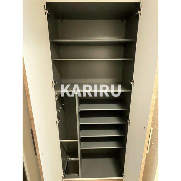 スワンズシティ大阪城コスタの玄関