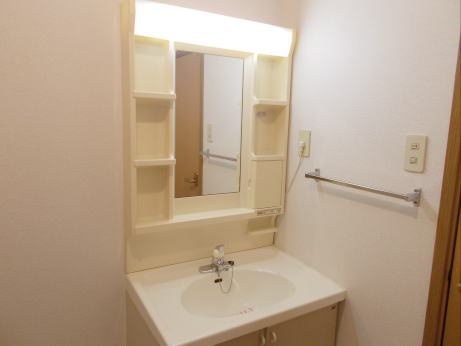 サンプレイス３の独立洗面台|洗面所