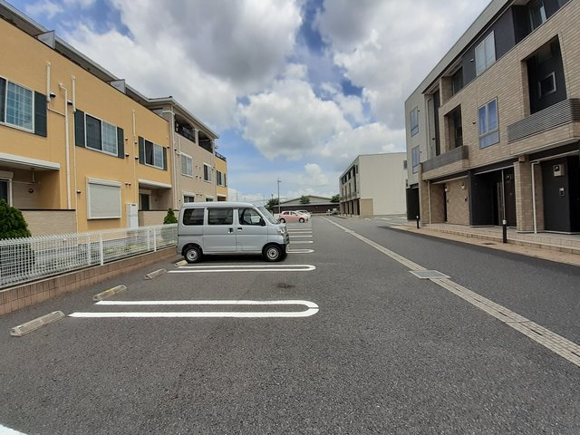 エムズ　サニーガーデンⅤの駐車場|駐車場