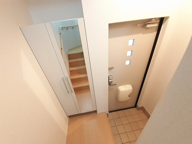 ティアラ　プリンスの玄関|玄関