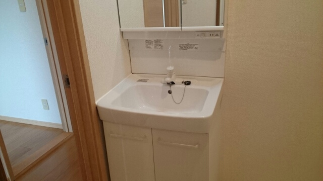 グランディール乙戸南の独立洗面台|洗面所