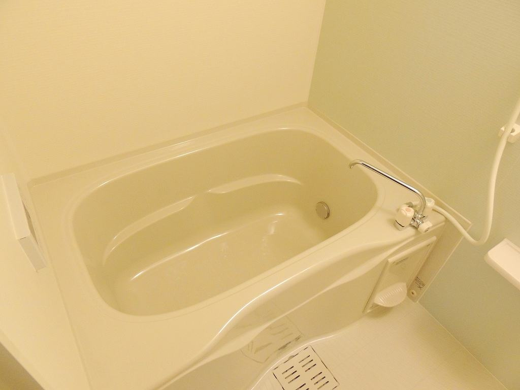 シャン　ドゥ　フルール　Ｂの浴室|バス