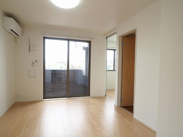 グレース　レジデンス参番館の居間・リビング|居室・リビング