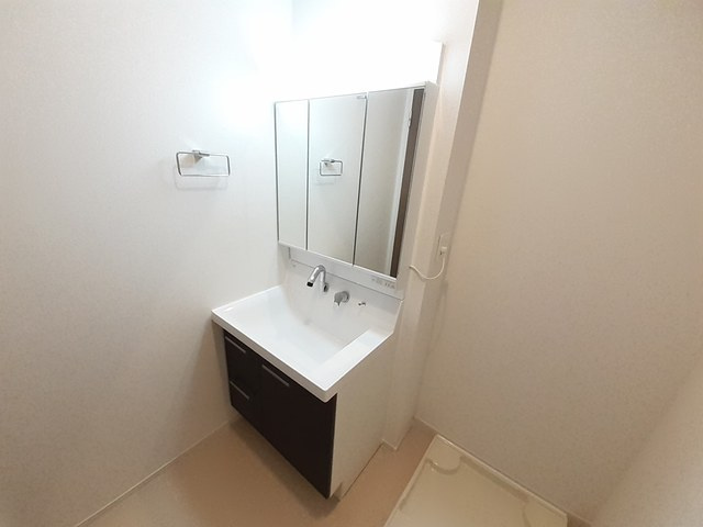 ガーデンハウス　しらゆりⅠの独立洗面台|洗面所