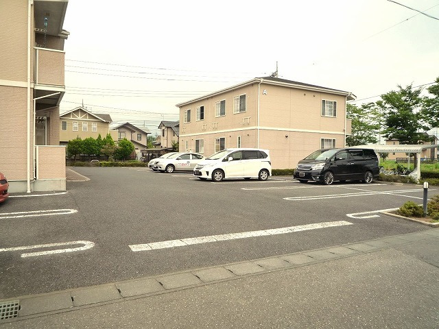 クレセールおおつ野Ａの駐車場|駐車場