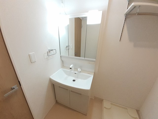 コージー　フラットⅡの独立洗面台|洗面所