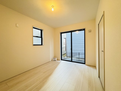 【洋室】 | 三郷市早稲田５丁目新築戸建【丹後小学校：4分】 | 1F6帖納戸