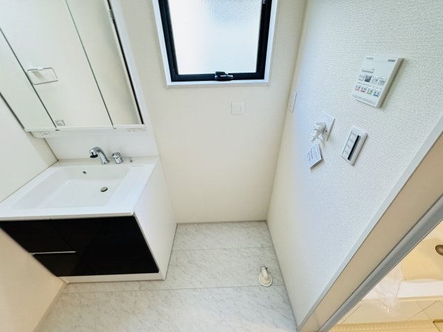 【ランドリースペース】 | 三郷市早稲田５丁目新築戸建【丹後小学校：4分】 | 洗濯機置き場