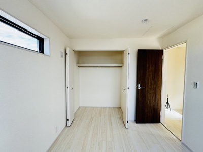 【収納】 | 三郷市早稲田５丁目新築戸建【丹後小学校：4分】 | 6帖洋室収納