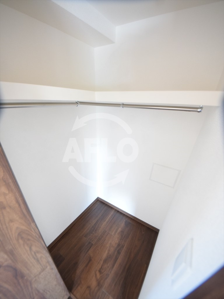 フォーリアライズ大正ソーレの収納|フォーリアライズ大正ソーレ　ウォークインクローゼット