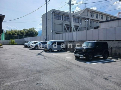 【駐車場】 | ヴァンセットアムールⅠ