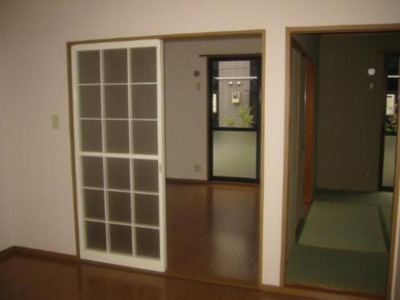 【寝室】 | ヴィラージュA