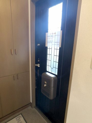 【玄関】 | ヴィラージュA