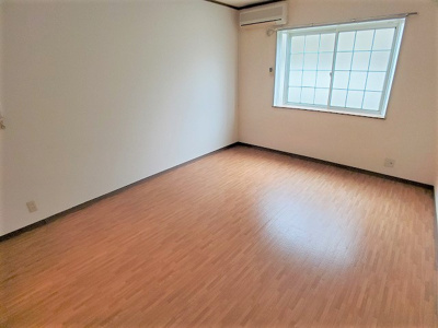 【内装】 | ジュネスII号館