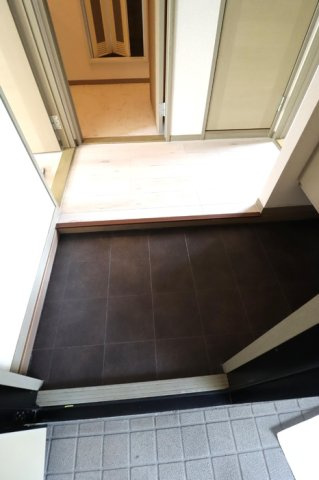 ストークヴィラAの玄関