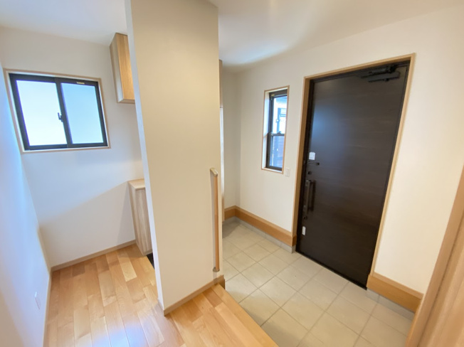 【玄関】 | 中央区国府本町