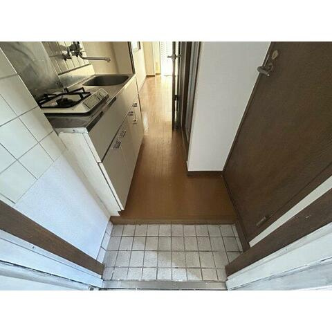 【玄関】 | シャングリラ兼坂